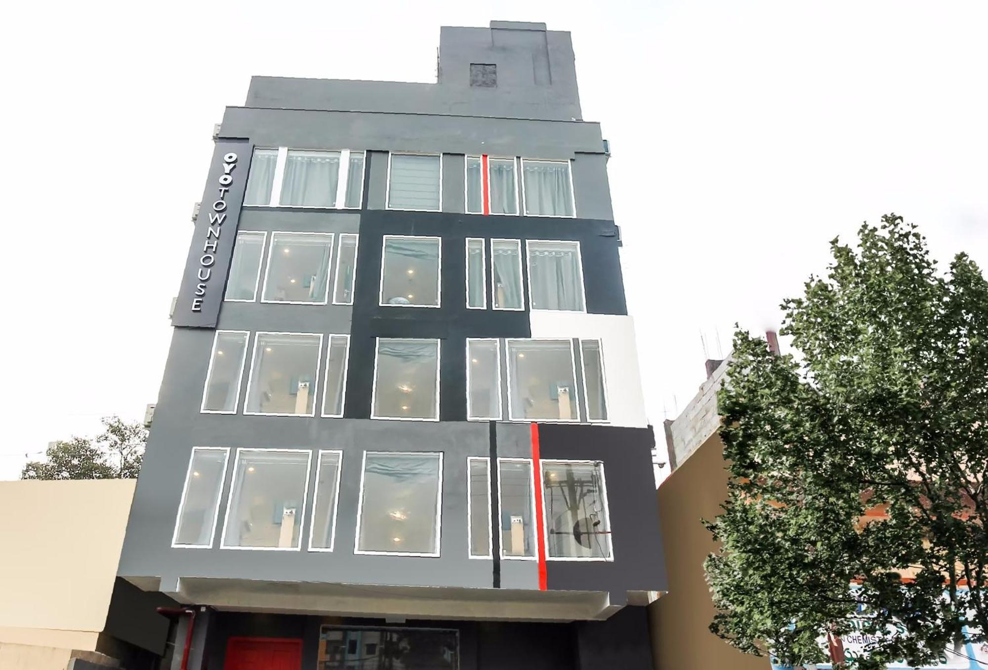 ホテル Townhouse De Alphabet ハイデラバード エクステリア 写真