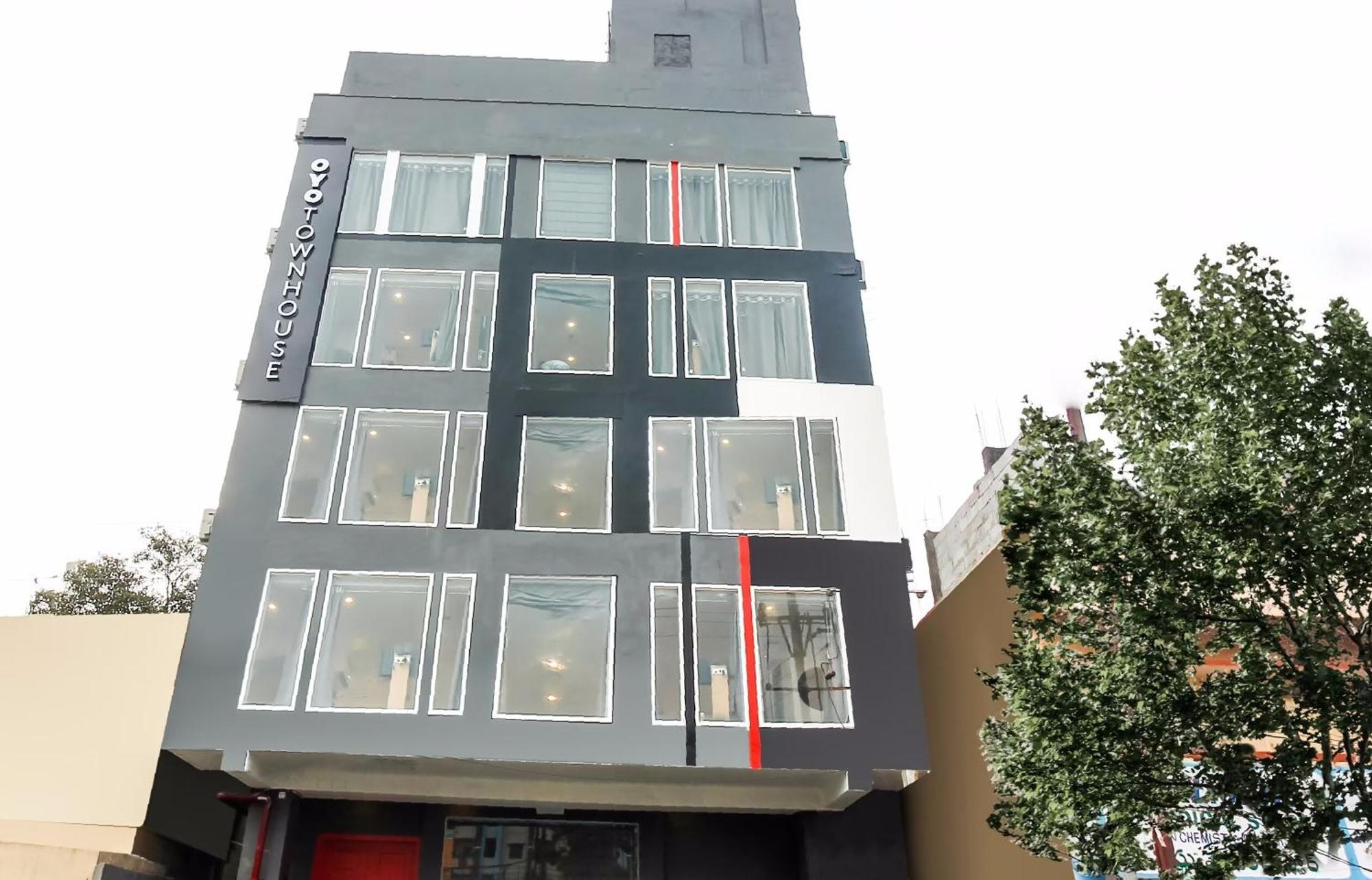 ホテル Townhouse De Alphabet ハイデラバード エクステリア 写真